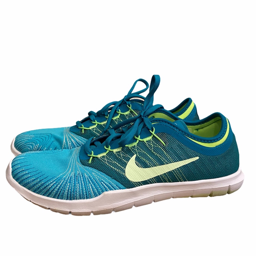 Nike Women’s Flex Adapt TR Training Shoes!